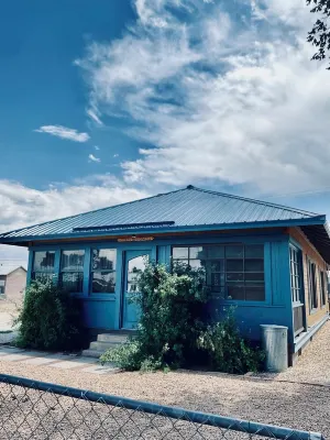 Havasupai Falls Villa on Historic Route 66!Spectacular Summer Savings July-Aug. Hotels in 