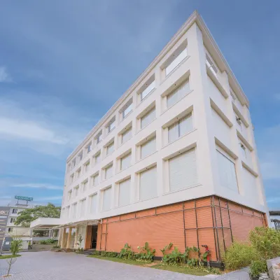 Loft Business Hotel Hotels near Kakkanad
