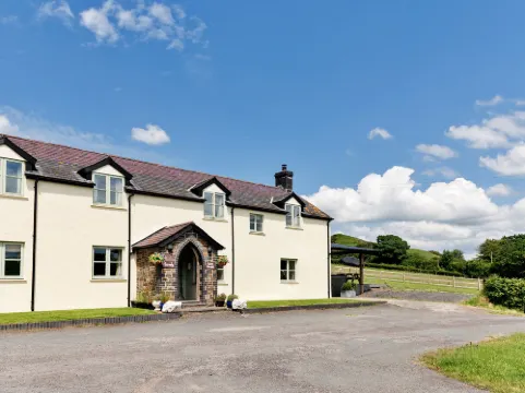 The Welsh Farmhouse