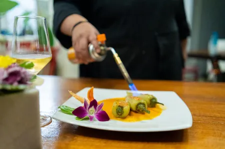 The Anda Mani Khaolak Beachfront Villas Отели рядом с достопримечательностью «Khao Lak Beach»