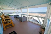 DeSoto Beach Terraces Hotels in Tybee Island