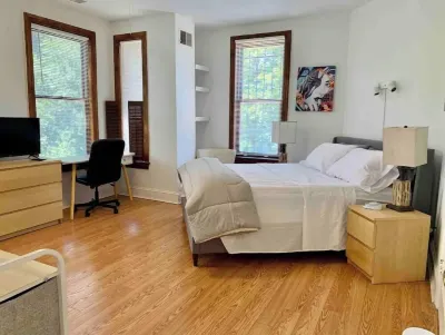 98-Walk Score in the ❤️ of Beautiful Adams Morgan Hotels in Adams Morgan