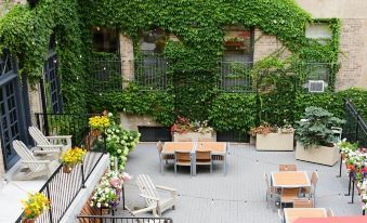 Chicago Getaway Hostel