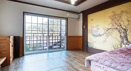 Tongyeong Maitreya Pension Отели рядом с достопримечательностью «Skyline Luge Tongyeong»