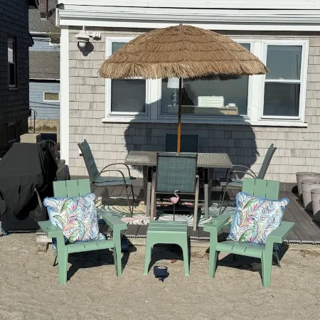 Spectacular Oceanfront 1 Bedroom Unit in Winthrop Отели рядом с достопримечательностью «Пляж Нантаскет»