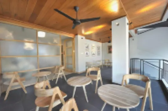 Arimbi Stay Hotels in Gayungan