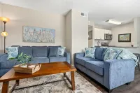 NEW!Charming 2-bedroom apartment in Auburn close to Campus!