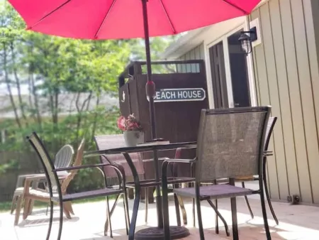 The Sunflower Bungalow Отели рядом с достопримечательностью «Cape May Lighthouse»