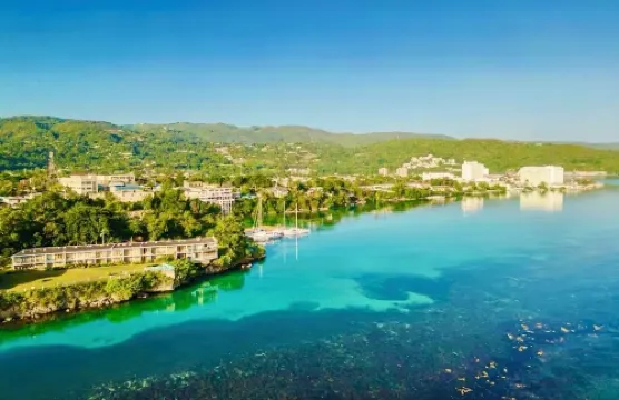 2Bed-2Bath Magnificent Ocean View Condo in Ocho Rios with Private Beach Assess.