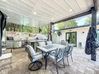 Luxurious Pompano Beach Oasis with Pool, Outdoor Kitchen, and close Beach
