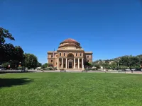 Peaceful retreat in the woods close to town