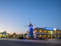 Howard Johnson by Wyndham Modesto Ceres Hotels in Ceres