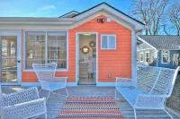 Scott McGillvary's Beachside Abode across from Stunning Bay Beach. New HOT TUB!