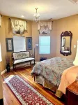 Tara House — Historic Charm, Executive Comfort, Minutes from Downtown