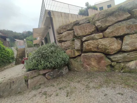 Nicholas House Отели в г. Каполивери