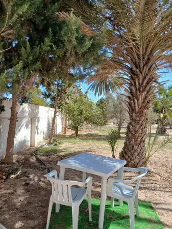 Maison la Rose 2 400m from the beach