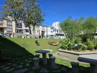 Fantastic 4 bedroom, modern, comfortable, spacious central, close to everything