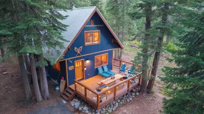 Indigo Owl by AvantStay Cabin w Hot Tub Firepit Minutes to Lake Slopes Hotels near Tahoe Pines HOA Pier and Beach