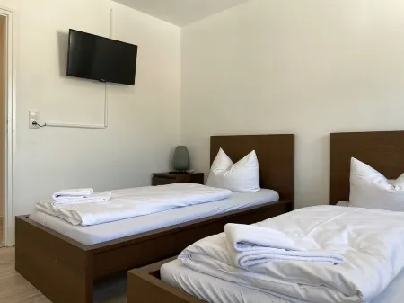 Modern workers rental/ rental housing (SAD 151) Отели рядом с достопримечательностью «St Josef»