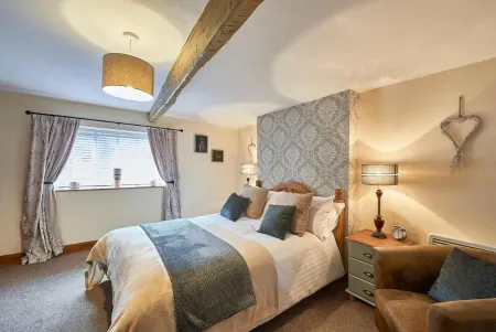 Cosy Cumbrian cottage for your country escape - pet friendly!