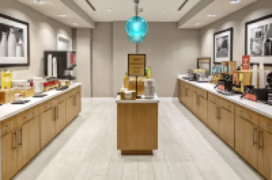 Hotel Continental Miami Beach, Tapestry Collection by Hilton