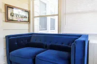 Private Apartment Near Yale