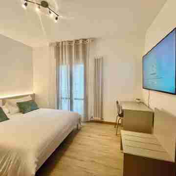 Palladium Cozy Suite, elegance and comfort near the City Center and the Fairgrounds Rooms