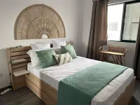 Cozy flat near the beach 住宿飯店