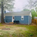 Charming 2-bedroom house with WiFi, AC in fabulous District Heights