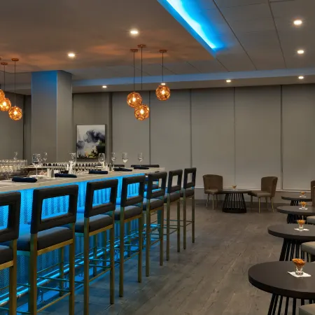 Embassy Suites by Hilton Montreal Airport