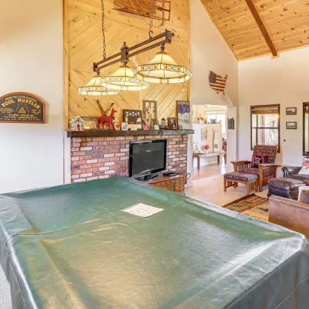 Hot Tub and Game Room! 30-Acre Vernon Retreat
