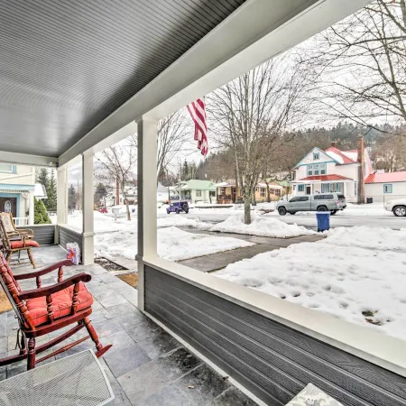 Charming Kellogg Home Near Outdoor Activities