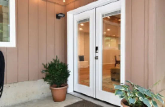 Woodland Retreat Apartment in Happy Valley - minimum 30 days Hotels in Sunnyside