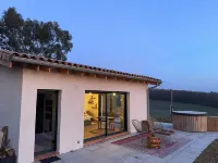 Unusual in the heart of nature, Nordic bath, panoramic sauna Hotel a Grazac