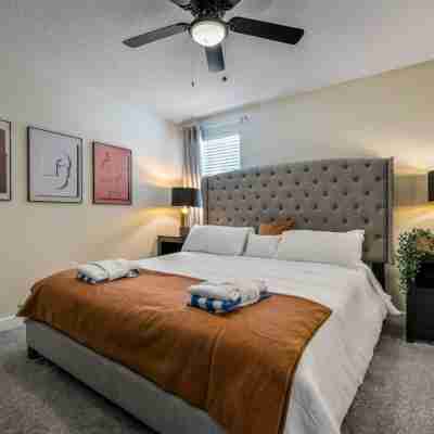 Disney Bliss Themed Rooms Game Room Private Pool Rooms