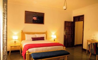 The Hidden Valley Lodge