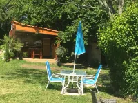 Près ST EMILION Gîte 4 à 7 personnes 2 à 4 ch CLIM WIFI PISCINE JARDIN TERRASSE Hotel a Lagorce