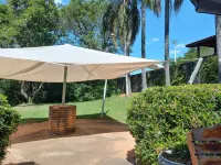 Acomodações Aconchegantes, Salão Gourmet, Piscina, Muito Verde e Tranquilidade