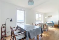 Stylish sea front apartment, 3 bedrooms, 2 bathrooms apartment, pet friendly Hotels in Gourdon