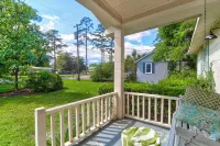 Charming 2-bedroom cottage in Historic Downtown Summerville