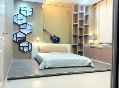 designer cozy spacious living hall and kitchen apartment 巴生福建會館附近的飯店