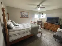 3-bedroom house in  Rochester with a fenced back yard,  AC, WiFi Hotels in Rochester