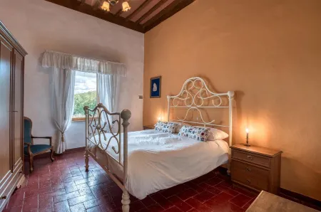 Anna's home Отели рядом с достопримечательностью «Castello di Celsa»