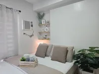 Family studio centrally located and can fit 4 adults