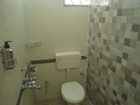 LaLa Land Lake Cottage Private Bedroom for 4