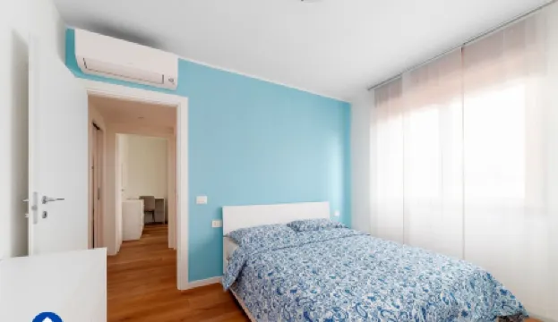 The Right House, Modern and Spacious Three-room Apartment Near Policlinico Monza