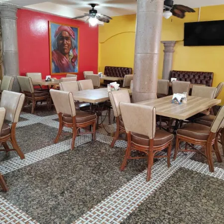 Hotel Los Cedros Inn Delicias