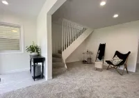 Cute 2bed room bring lots of energy place to get away !!