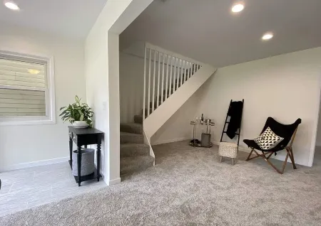 Cute 2bed room bring lots of energy place to get away !!