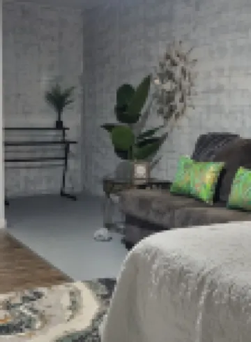 Charming 1-bedroom apartment in amazing Wichita with WiFi, AC